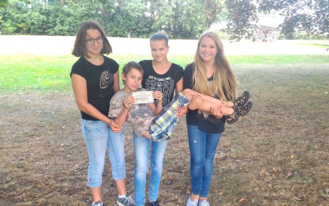 Fotky z anglického příměstského tábora v Budějovicích – týden od 27.7.2015