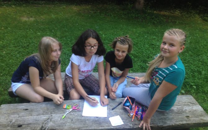 Fotky z anglického tábora Nová pec na Šumavě – 30.7. – 6.8. 2016 Fotky z anglického tábora Nová pec na Šumavě – 30.7. – 6.8. 2016